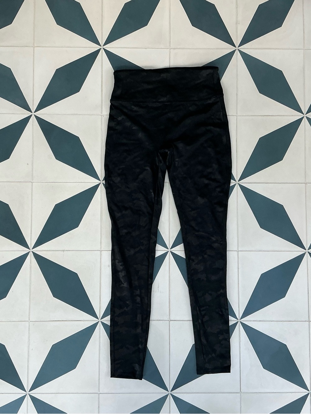 SPANX Kids Black Camo High-Waist Leggings